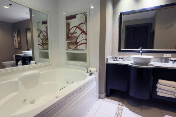 Golden Nugget Biloxi image 11